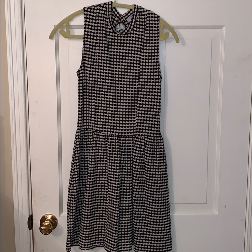 Black and white knit dress
